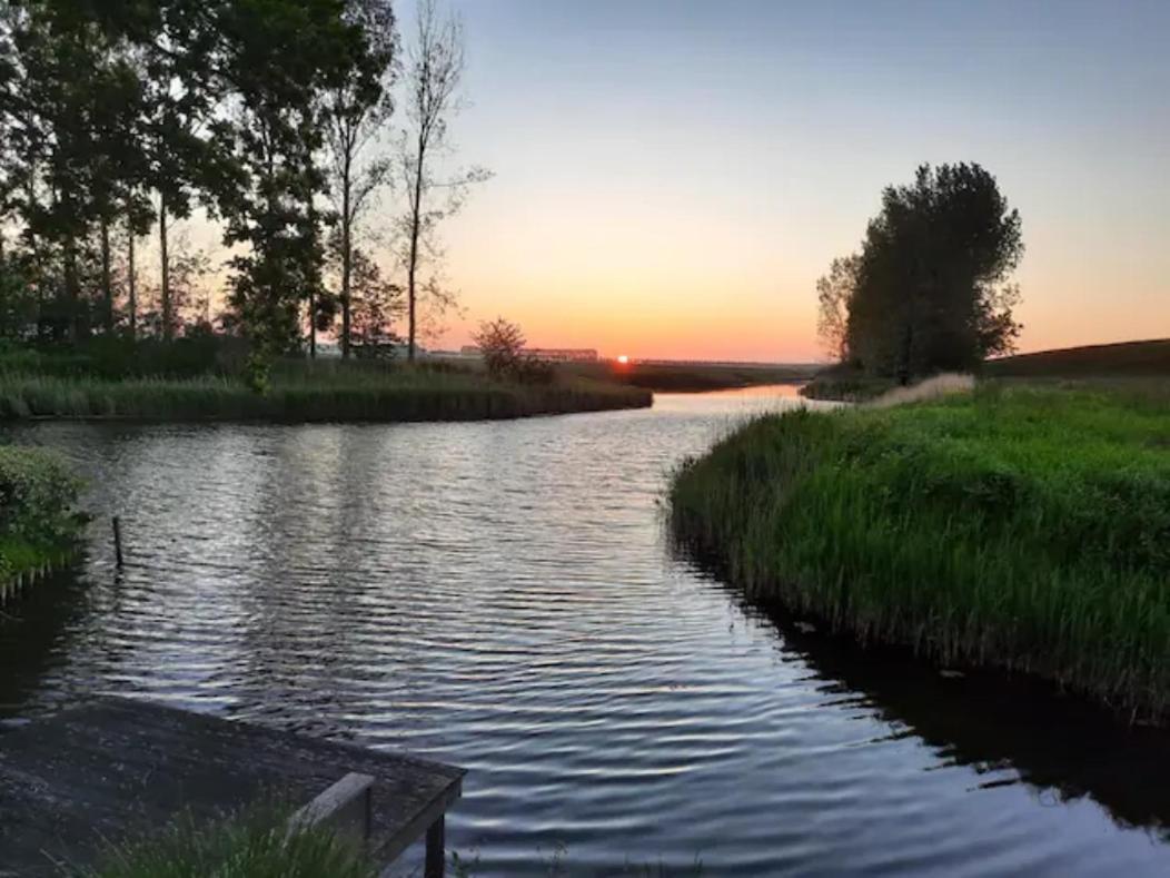 Diek42 Kattendijke Buitenkant foto